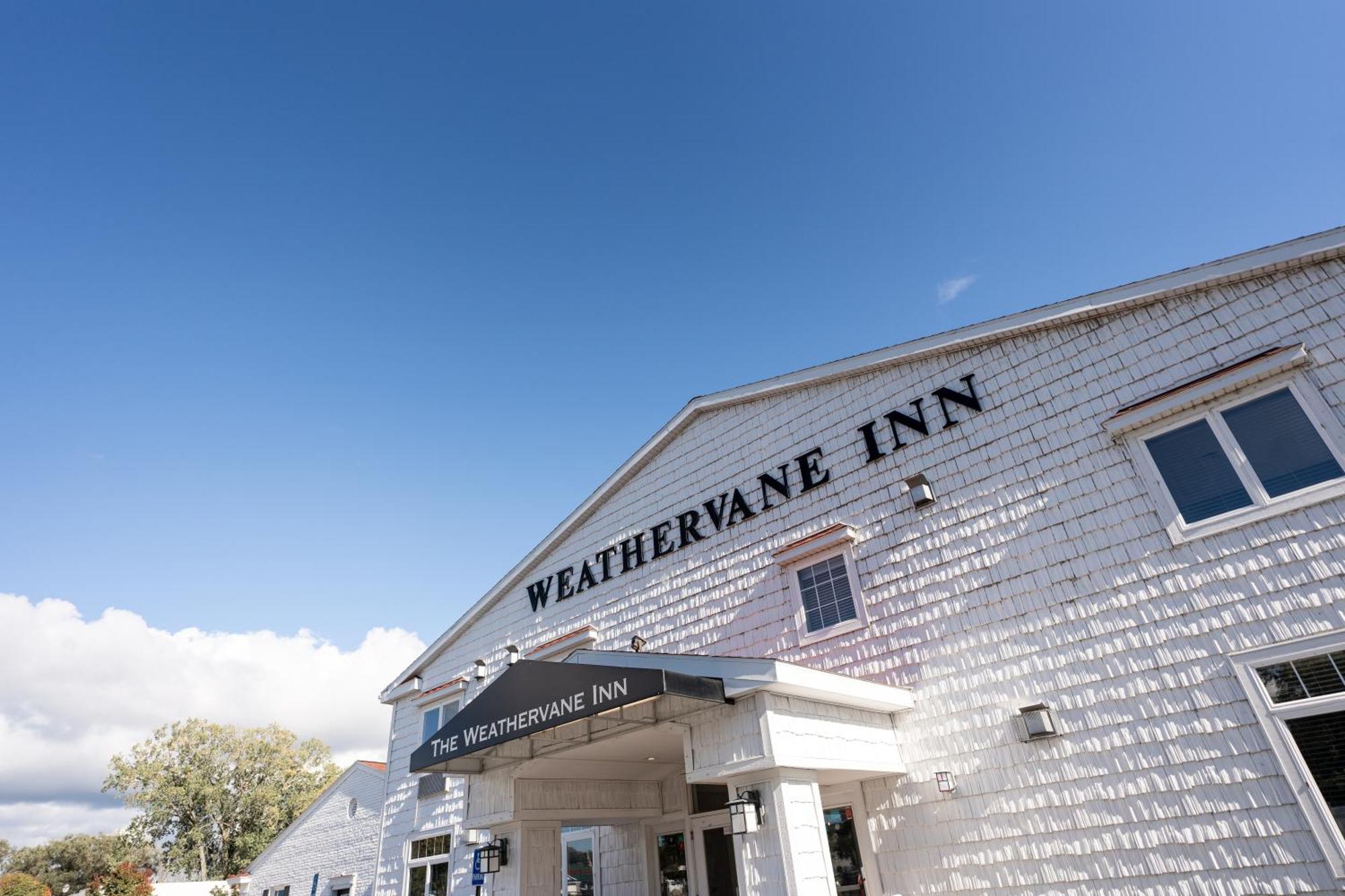 Weathervane Inn Montague Екстериор снимка