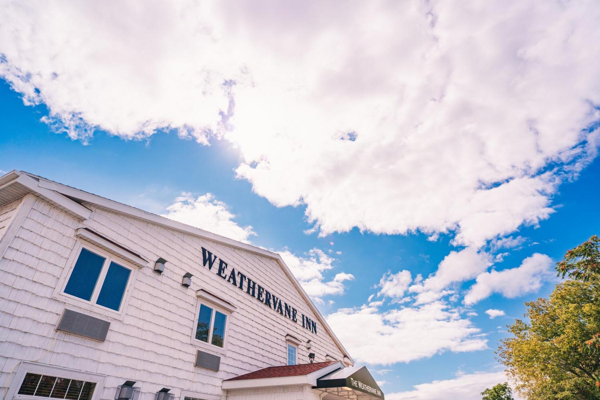 Weathervane Inn Montague Екстериор снимка