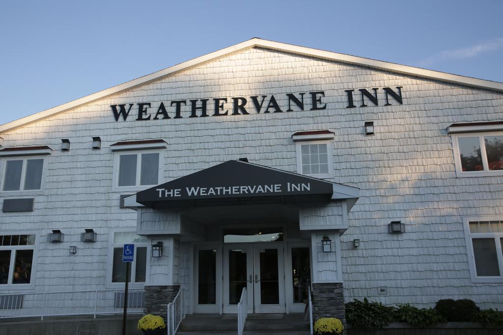 Weathervane Inn Montague Екстериор снимка